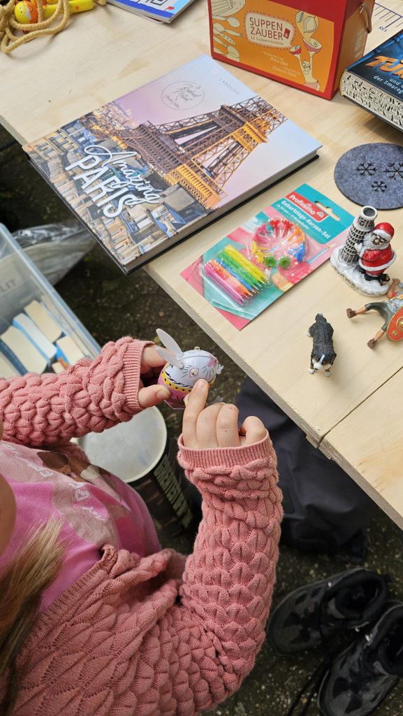 Flohmarkt Thrifting Vintage Familienleben