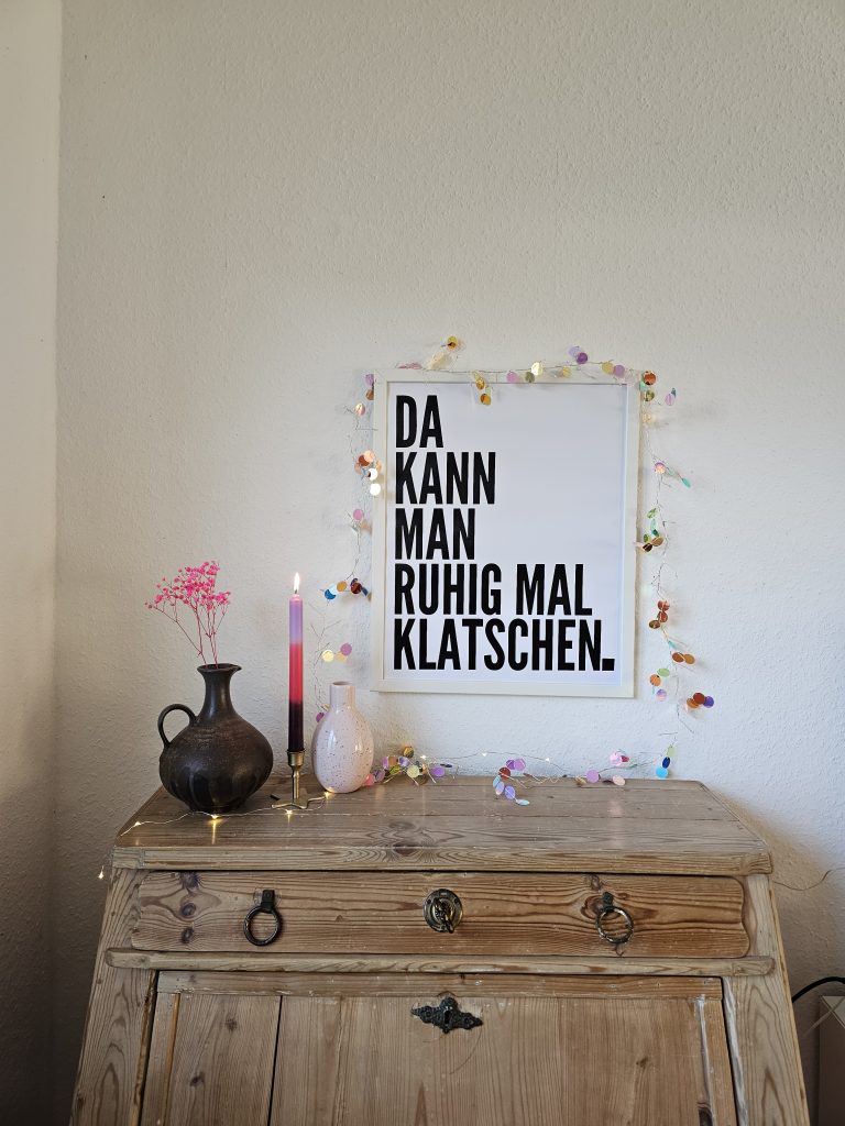 Modern Vintage kombinieren: So wirken Flohmarktfunde nicht altbacken